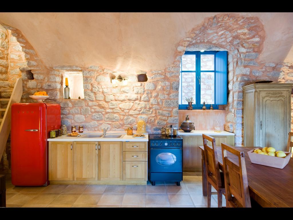 Arapakis Historic Castle Aparthotel Pírgos Dhiroú Szoba fotó