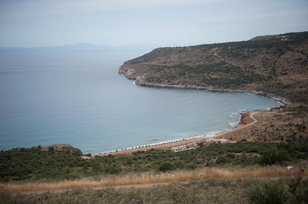 Arapakis Historic Castle Aparthotel Pírgos Dhiroú Kültér fotó