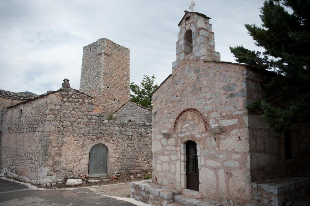 Arapakis Historic Castle Aparthotel Pírgos Dhiroú Kültér fotó