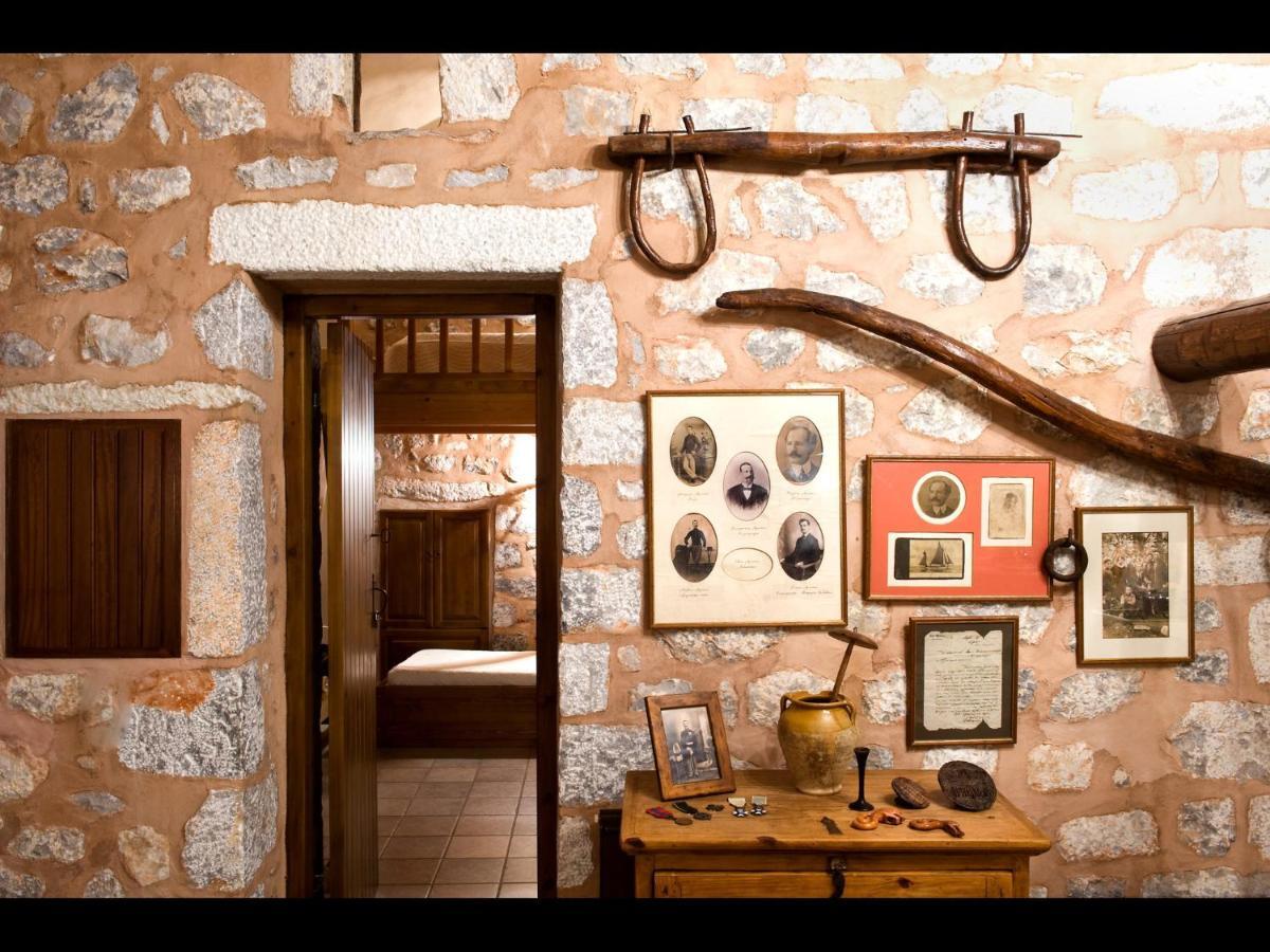 Arapakis Historic Castle Aparthotel Pírgos Dhiroú Szoba fotó