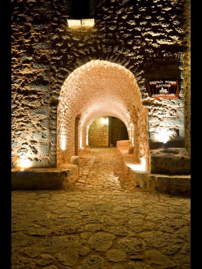 Arapakis Historic Castle Aparthotel Pírgos Dhiroú Kültér fotó